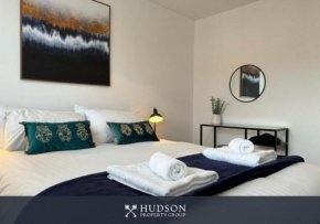 Comfortable 2-Bedroom Home by Shrewsbury Hospital